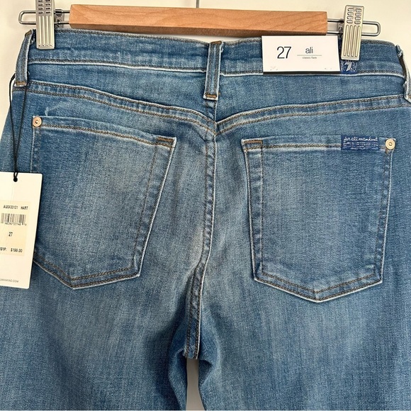 7 For all Mankind NWT Ali Classic flare in light blue denim Size: 27 - Picture 3 of 3